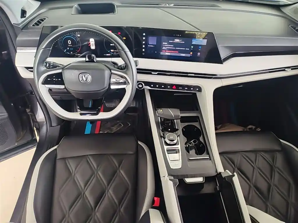 Changan CS75 PLUS 2023 — фото 10