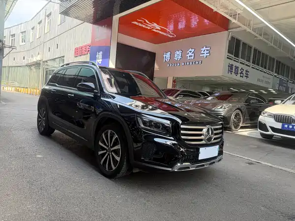 Mercedes-Benz GLB 2024