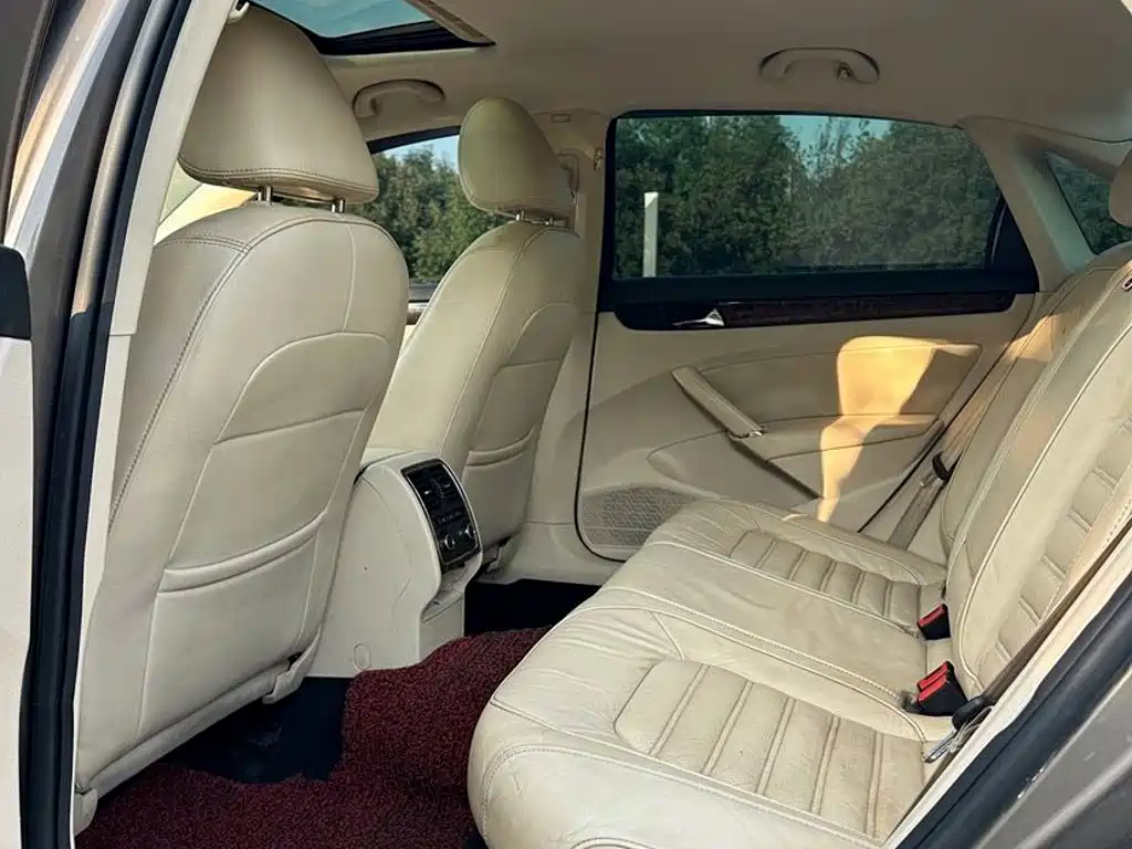 Volkswagen Passat 2012
