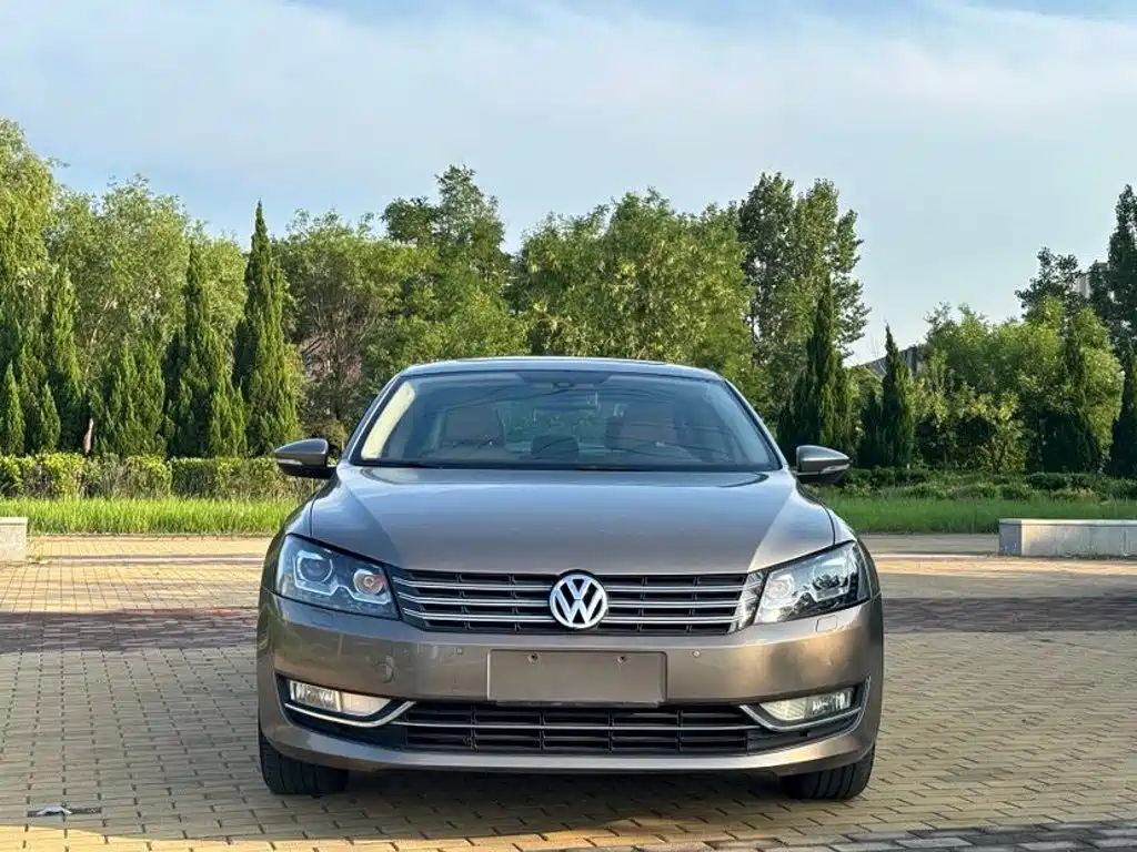 Volkswagen Passat 2012