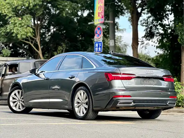 Audi A6L 2020