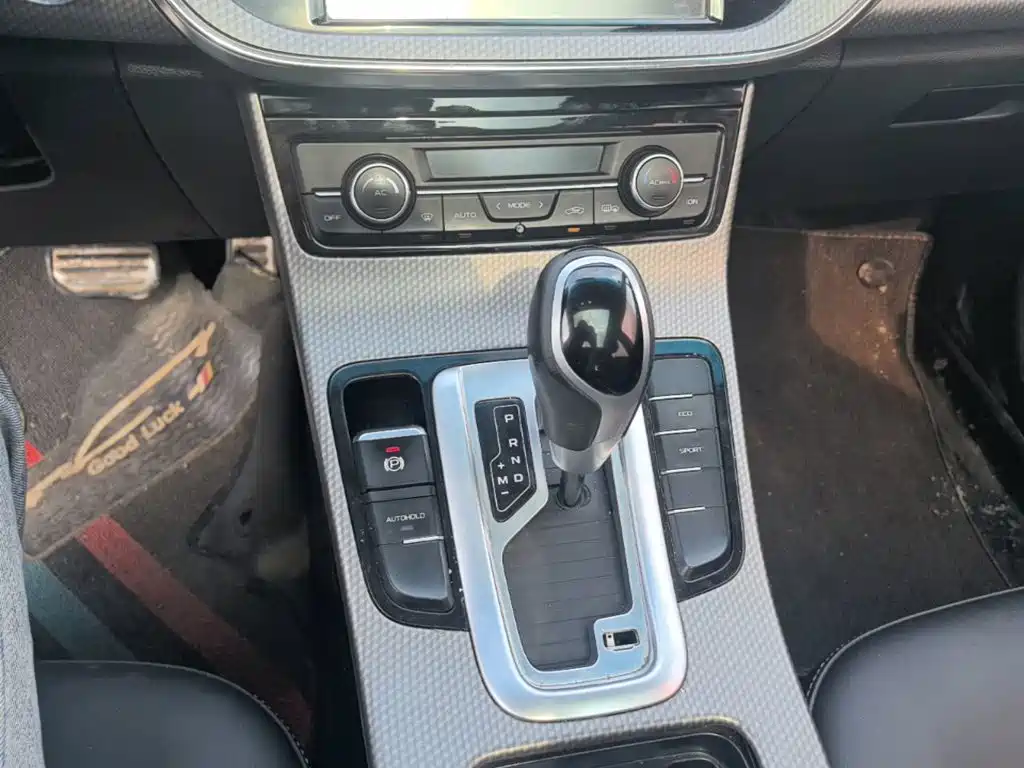 Geely Emgrand GS 2017 — фото 14