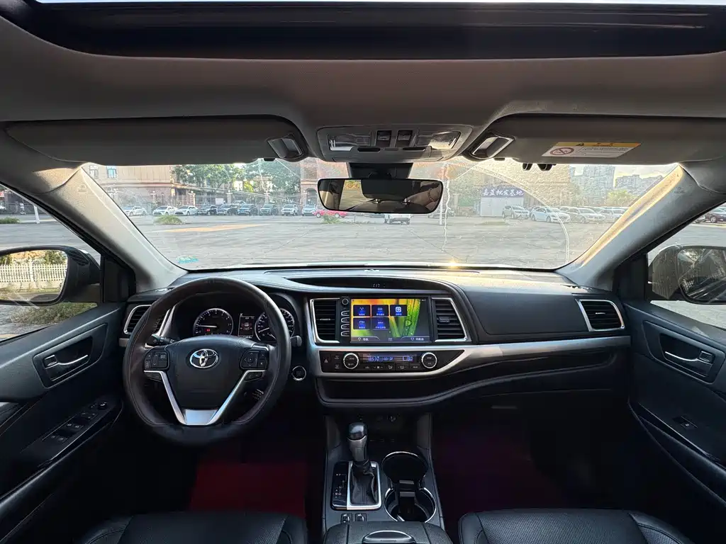 Toyota Highlander 2019 — фото 14