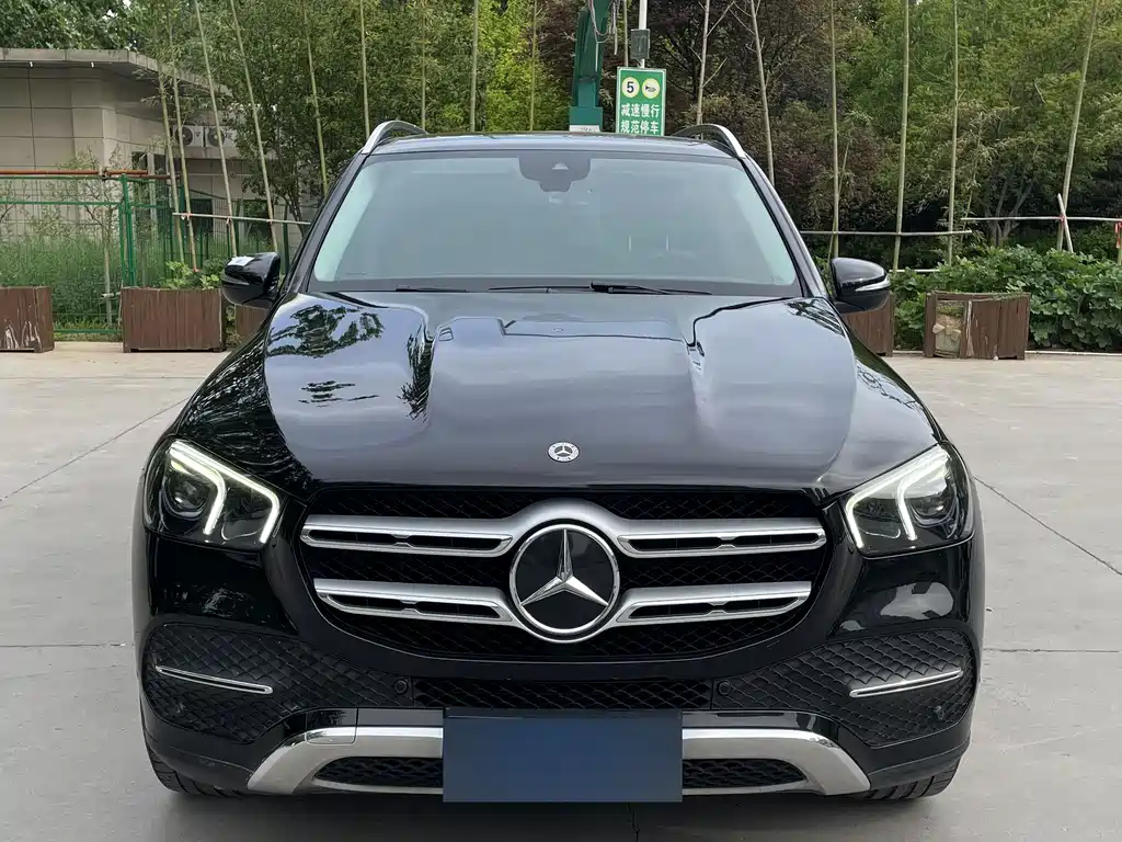 Mercedes-Benz GLE 2021 — фото 2