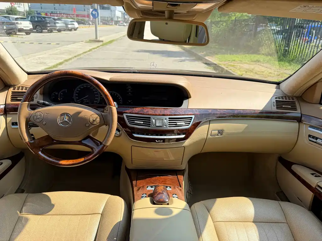 Mercedes-Benz S-Class 2010 — фото 21
