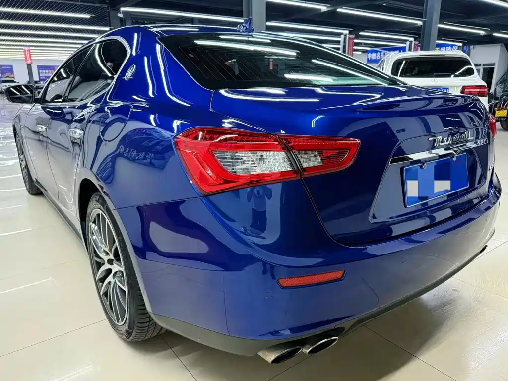 Maserati Ghibli 2017 — фото 4