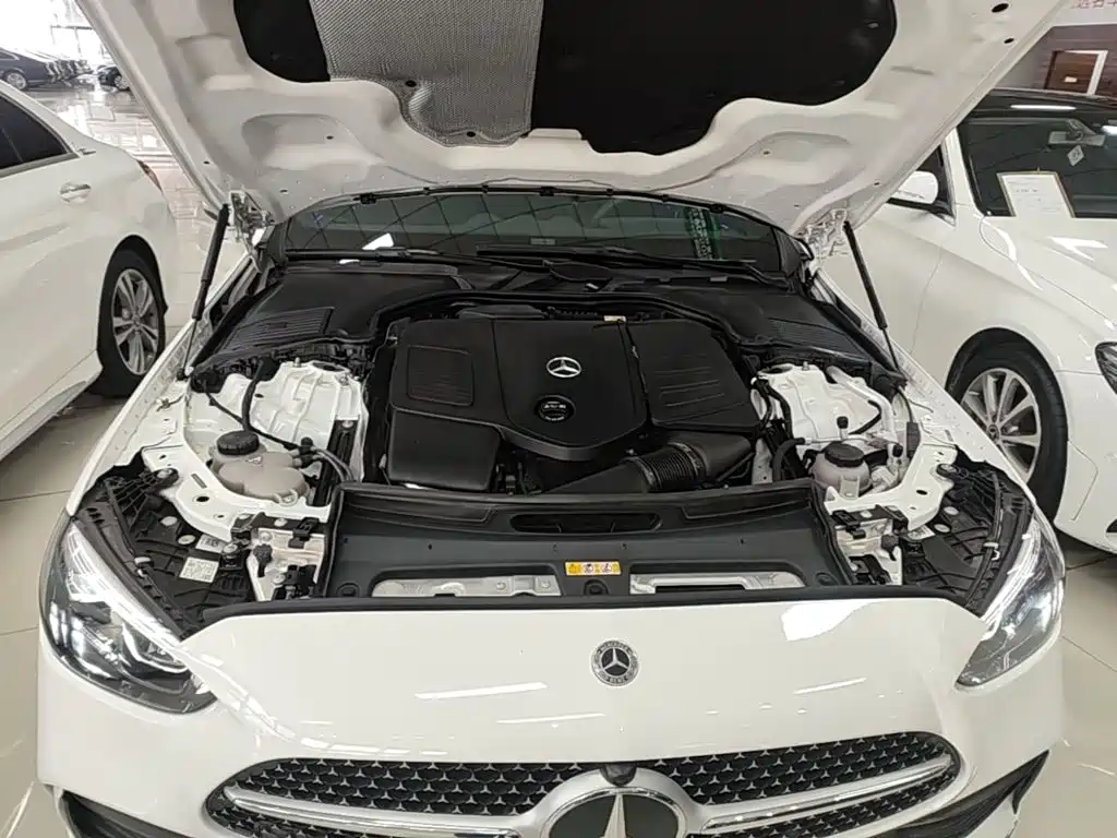 Mercedes-Benz C-Class 2024 — фото 20