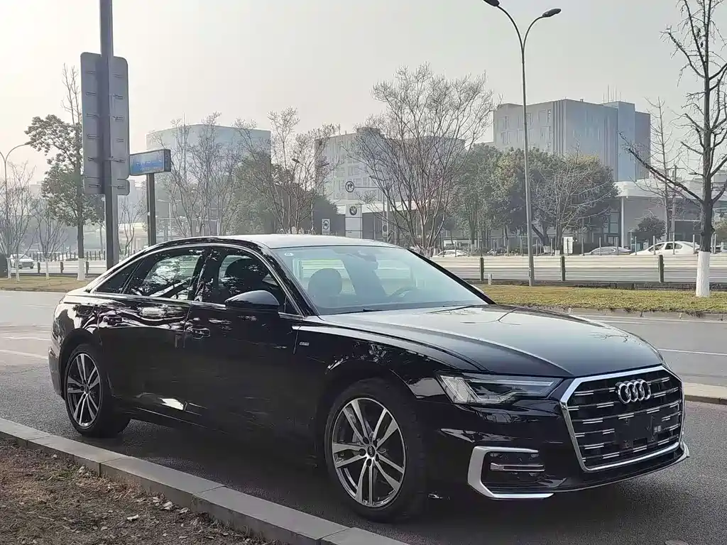 Audi A6L 2024 — фото 3