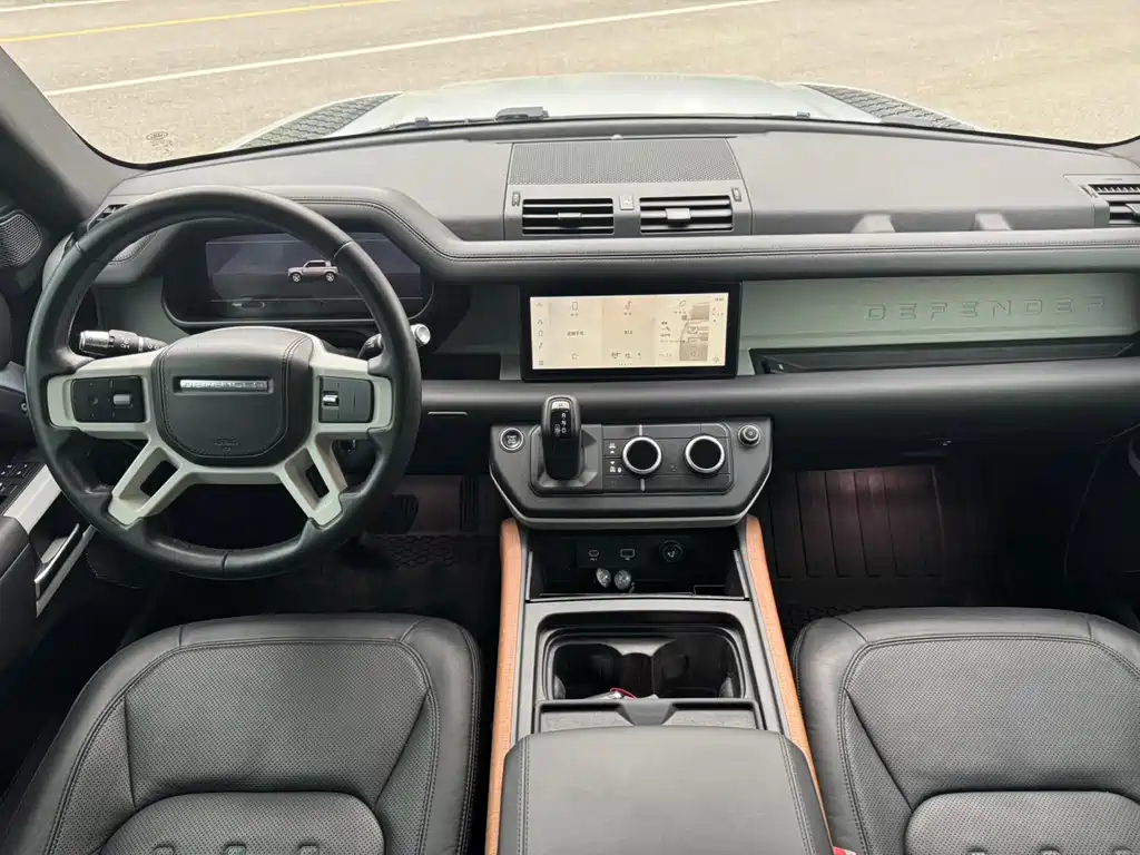 Land Rover Defender 2020 — фото 12
