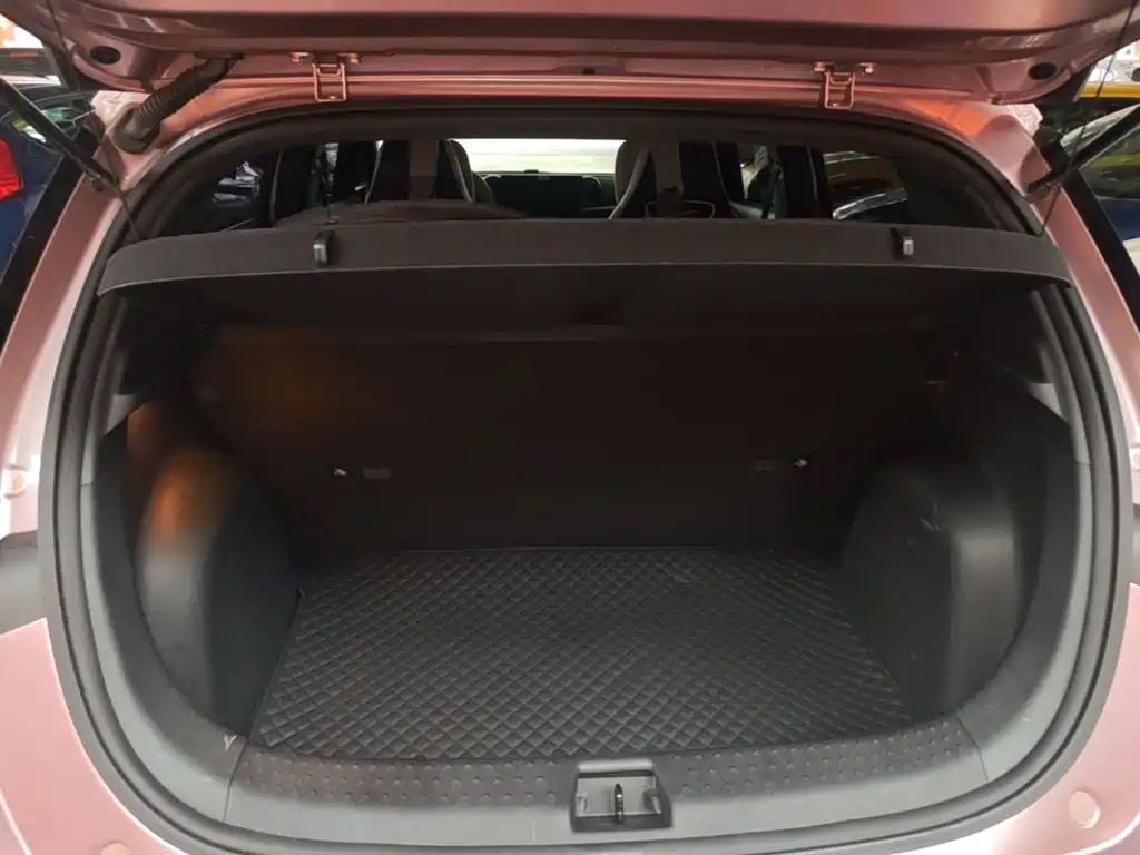 BYD Dolphin 2022 — фото 15