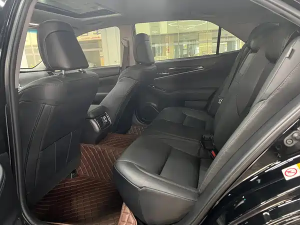Toyota Crown 2018