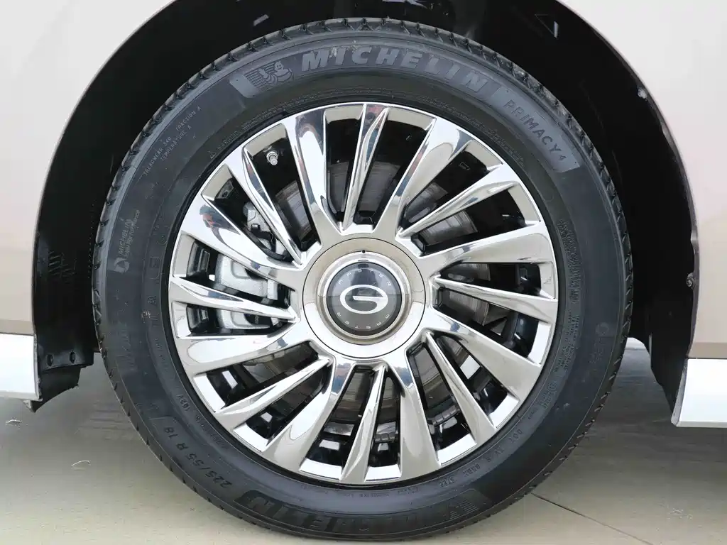 GAC Motor Trumpchi M8 2023 — фото 11