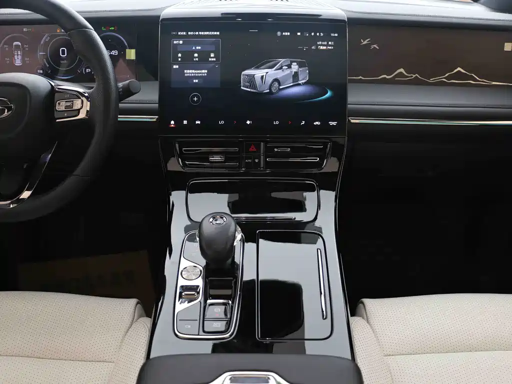 GAC Motor Trumpchi M8 2023 — фото 6