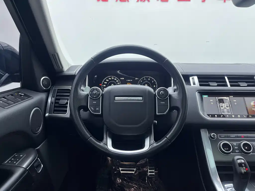 Land Rover Sport 2017 — фото 9