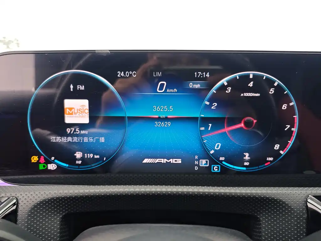 Mercedes-Benz A-Class AMG 2022 — фото 18