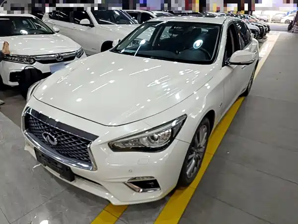Infiniti Q50L 2019