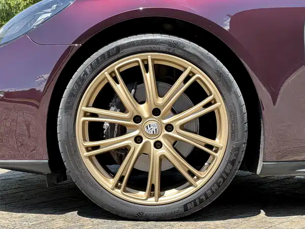 Porsche Panamera 2022