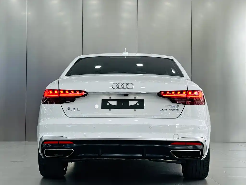 Audi A4L 2021 — фото 8