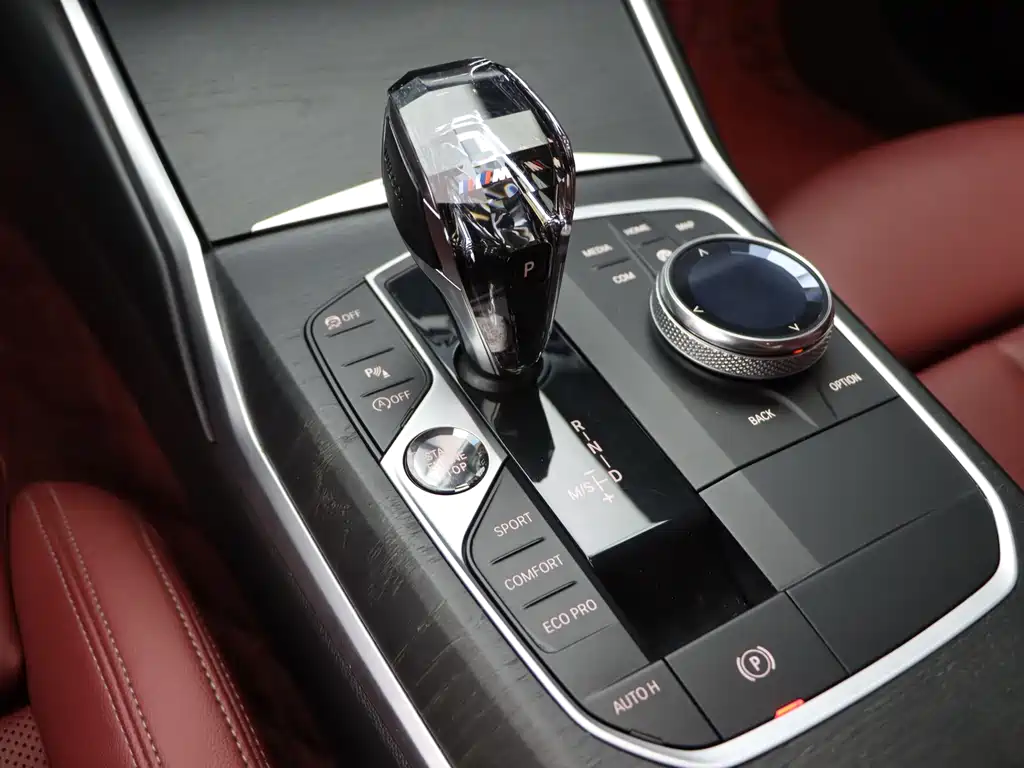 BMW 4 Series 2022 — фото 10