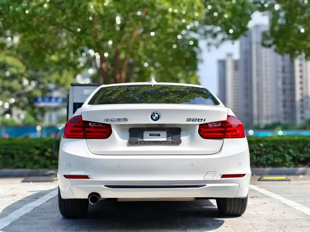 BMW 3 Series 2014 — фото 8