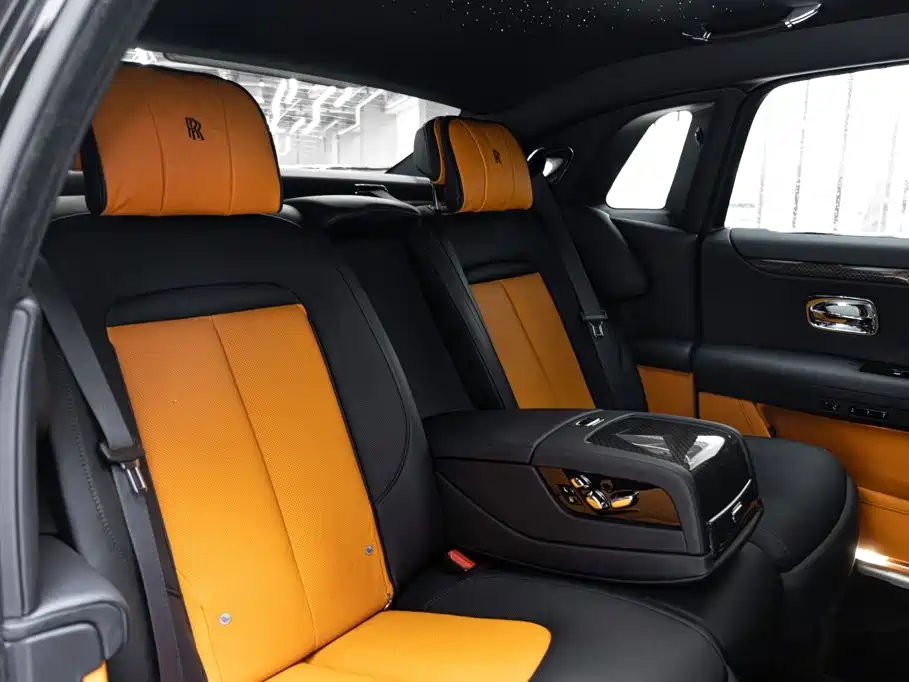 Rolls-Royce Ghost 2022 — фото 14