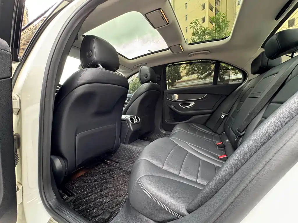 Mercedes-Benz C-Class 2014 — фото 11