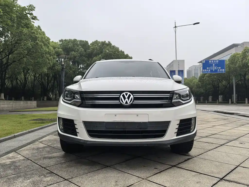 Volkswagen Tiguan 2019 — фото 2