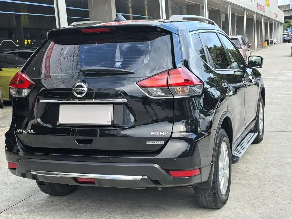 Nissan X-Trail 2018 — фото 12
