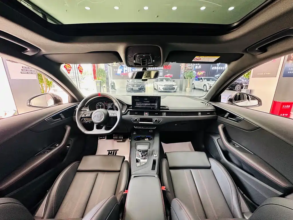 Audi A4L 2025