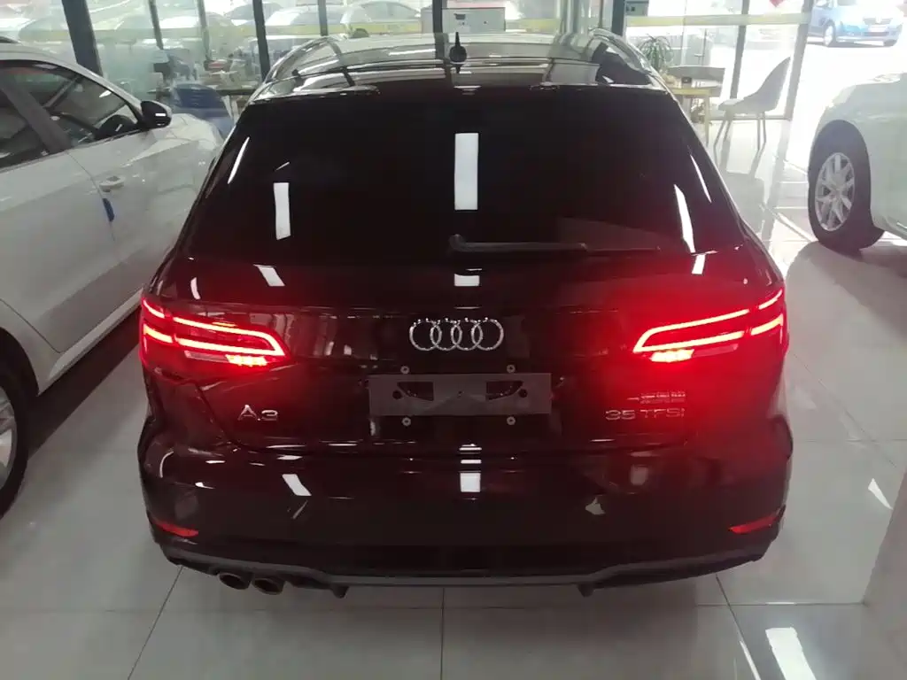 Audi A3 2019 — фото 6