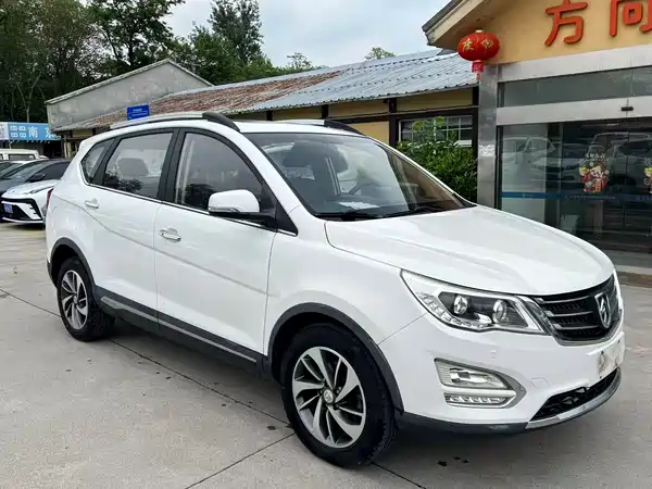 Baojun 560 2015