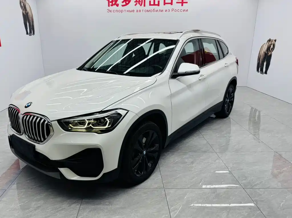 BMW X1 2021 — фото 1