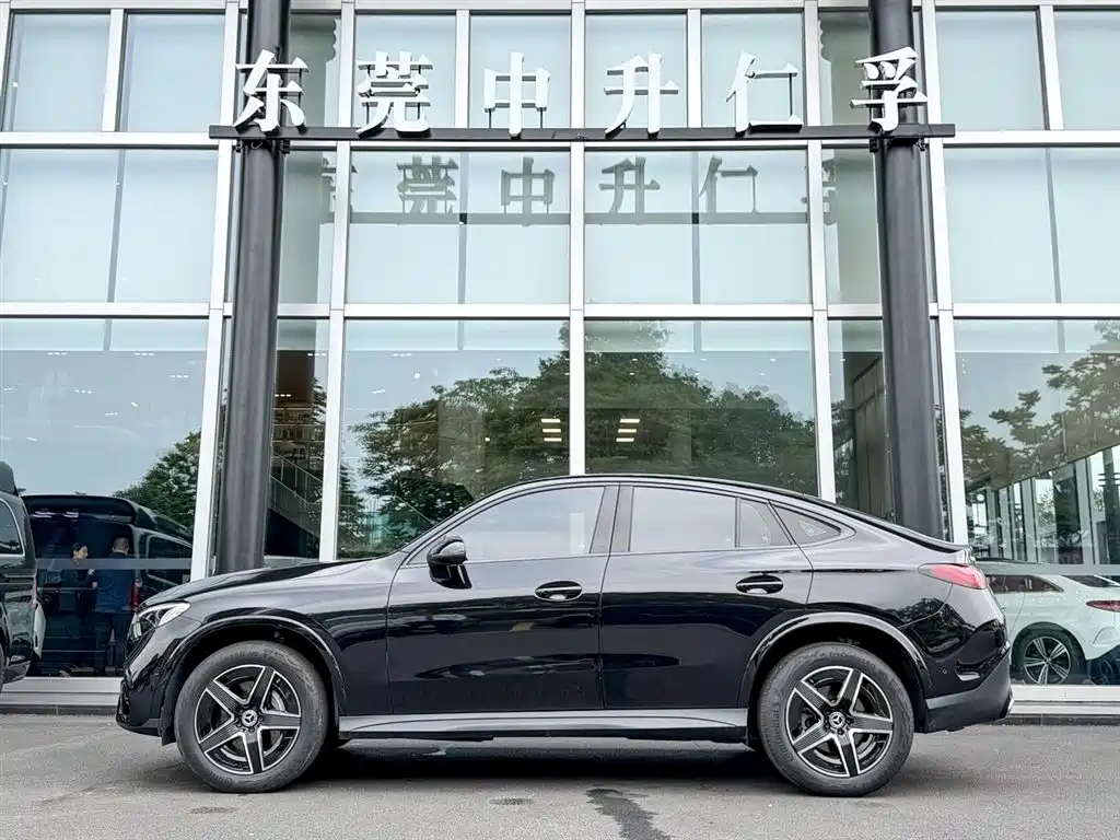 Mercedes-Benz GLC Coupe 2024 — фото 2