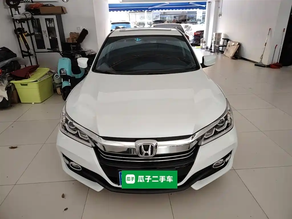 Honda Accord 2017 — фото 3