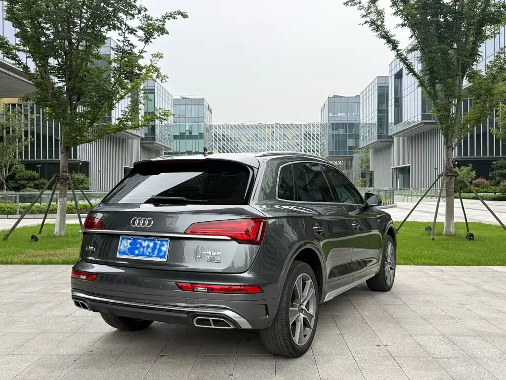 Audi Q5L 2022 — фото 9