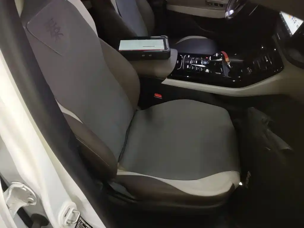 BYD Qin PLUS 2023 — фото 25