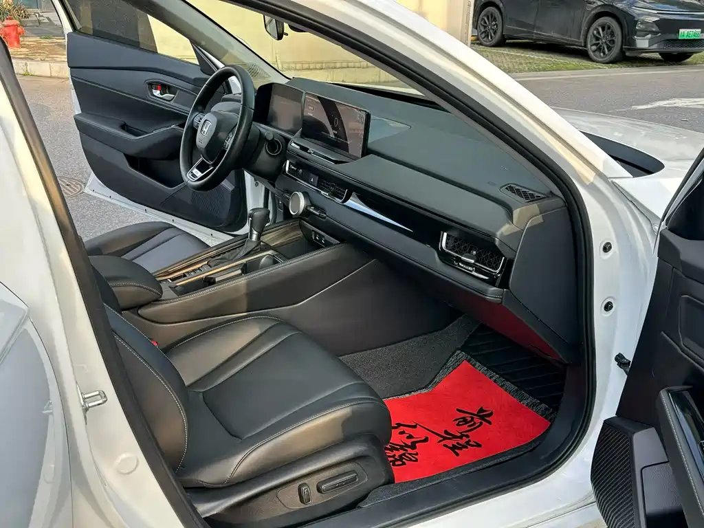 Honda Inspire 2023 — фото 6