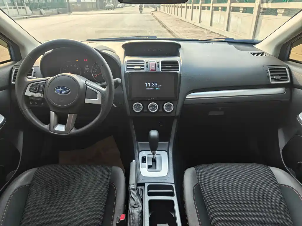 Subaru XV 2017 — фото 12
