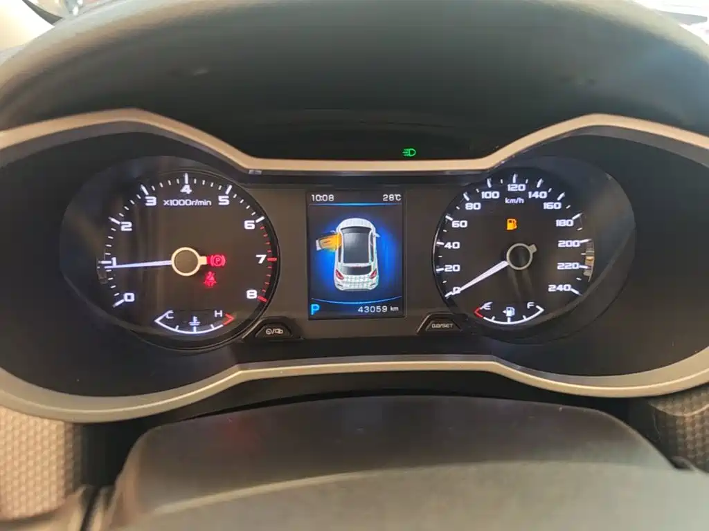 Geely Emgrand GS 2017 — фото 12