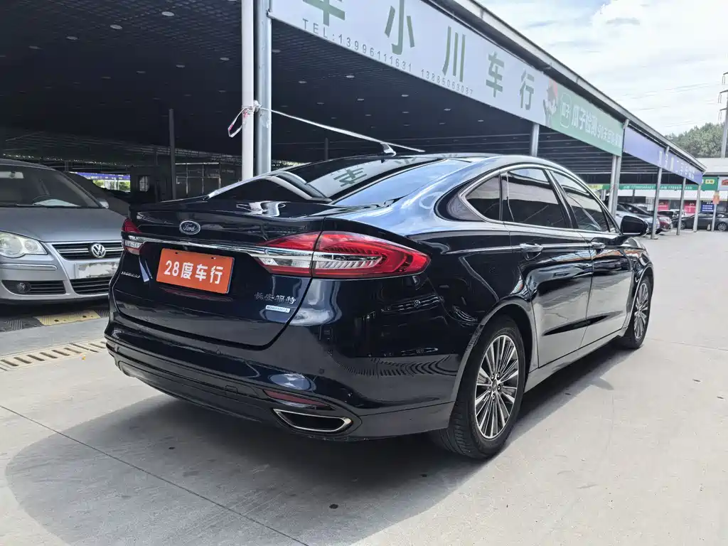 Ford Mondeo 2018 — фото 9