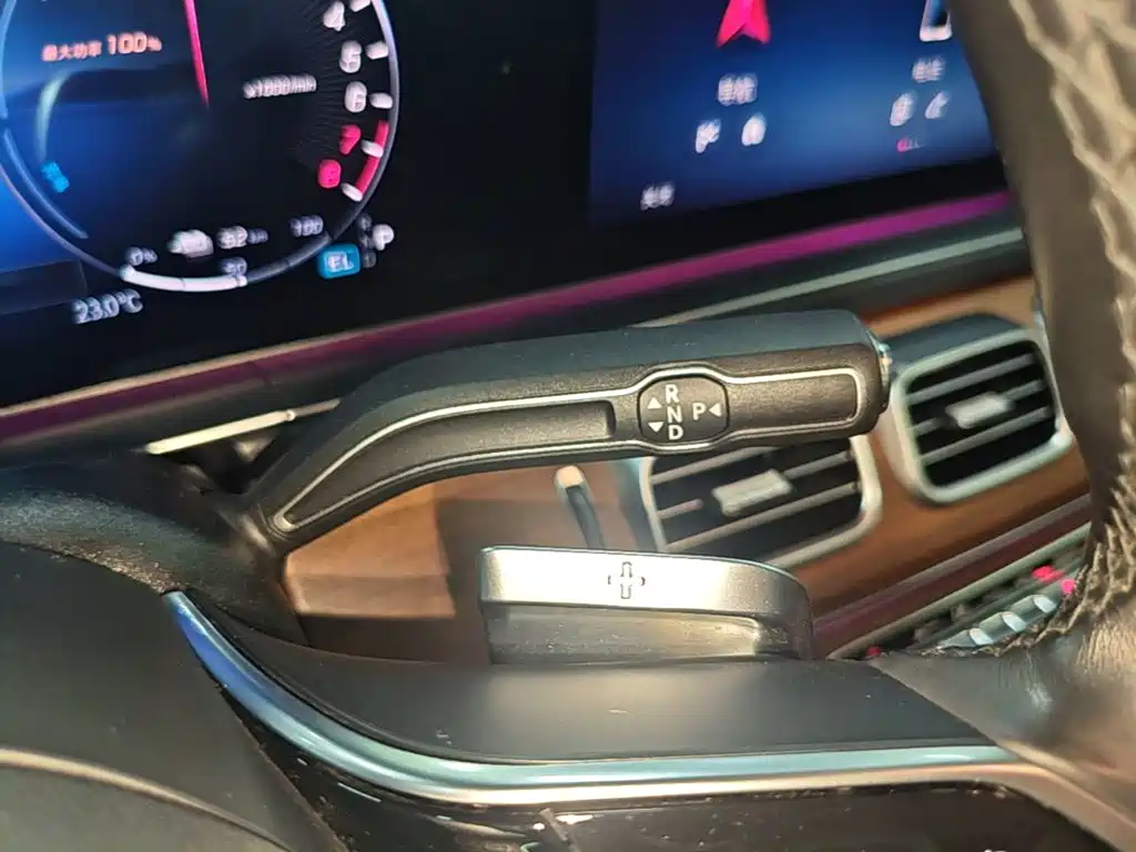 Mercedes-Benz GLE New Energy 2024 — фото 14