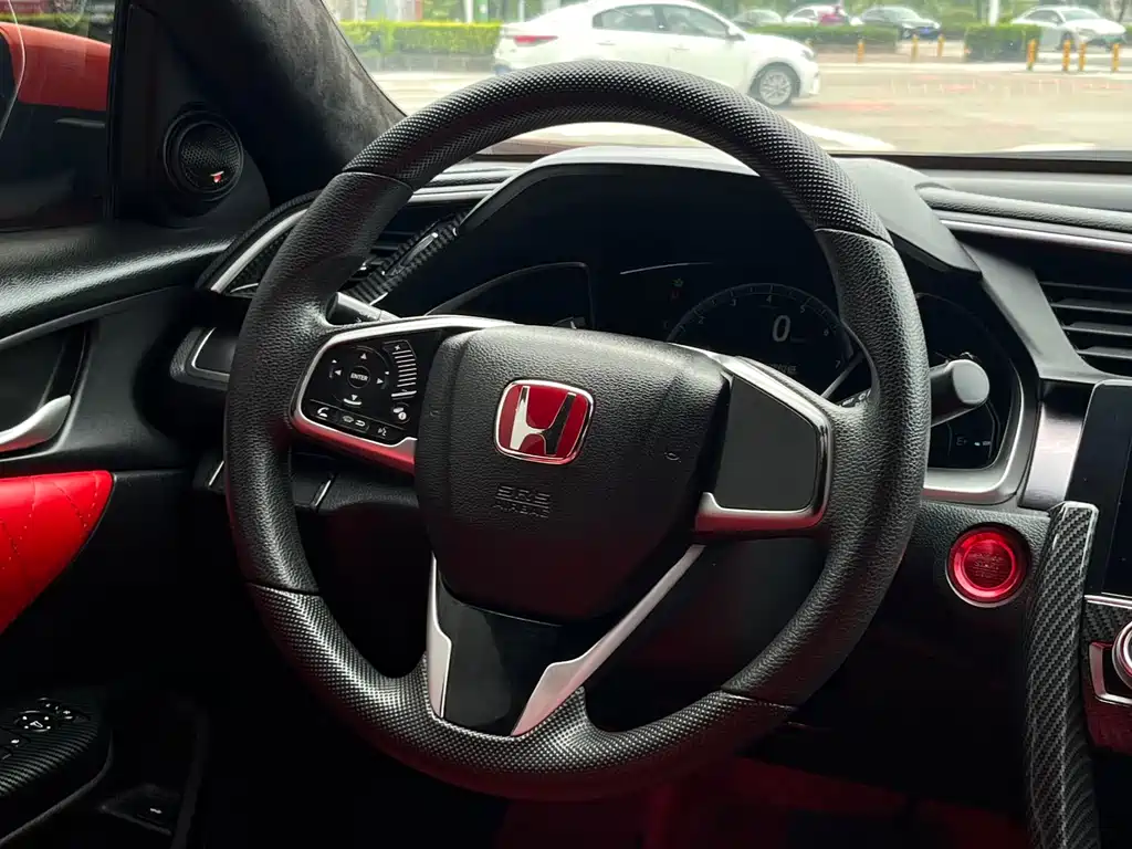 Honda Civic 2017 — фото 13