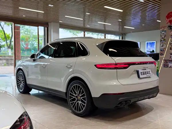 Porsche Cayenne 2019