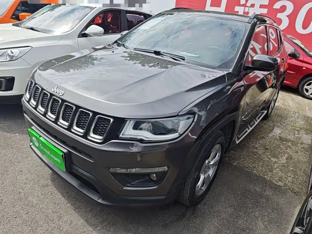 Jeep Compass 2019 — фото 2