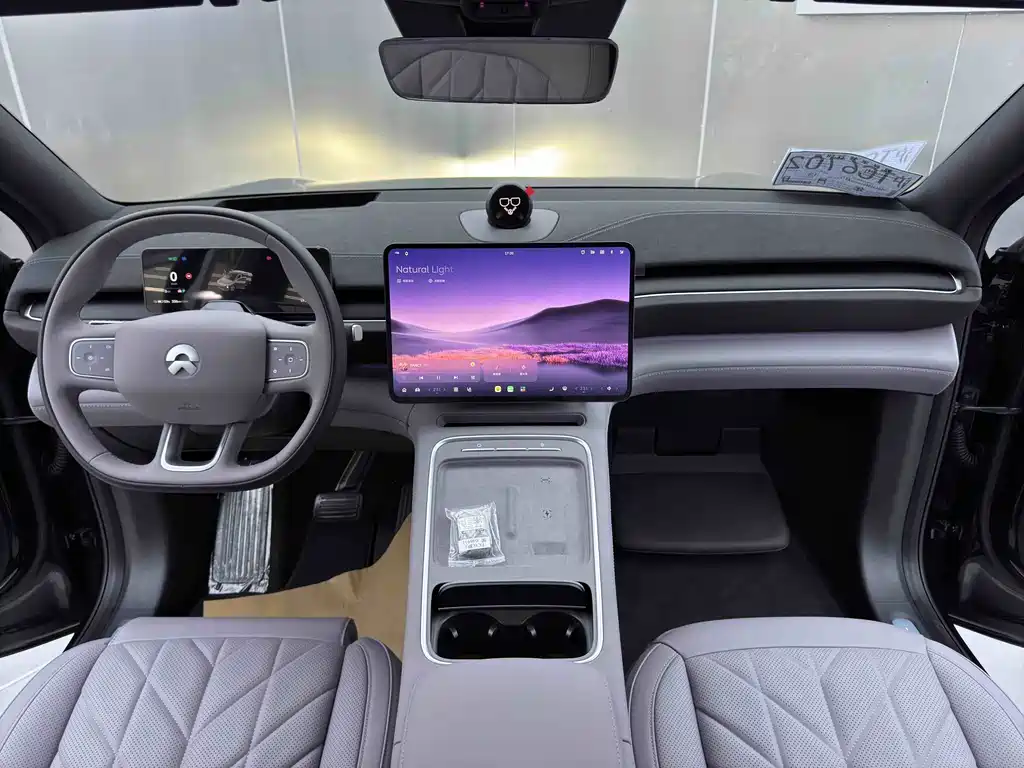 NIO EC6 — фото 16