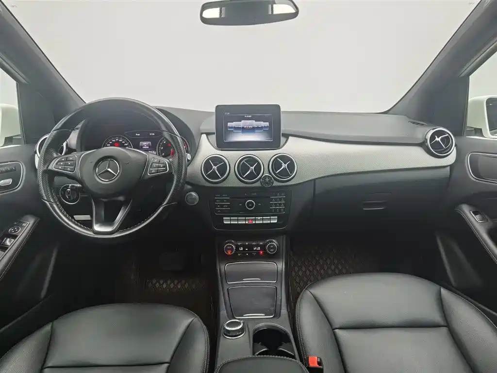 Mercedes-Benz B-Class 2015 — фото 5