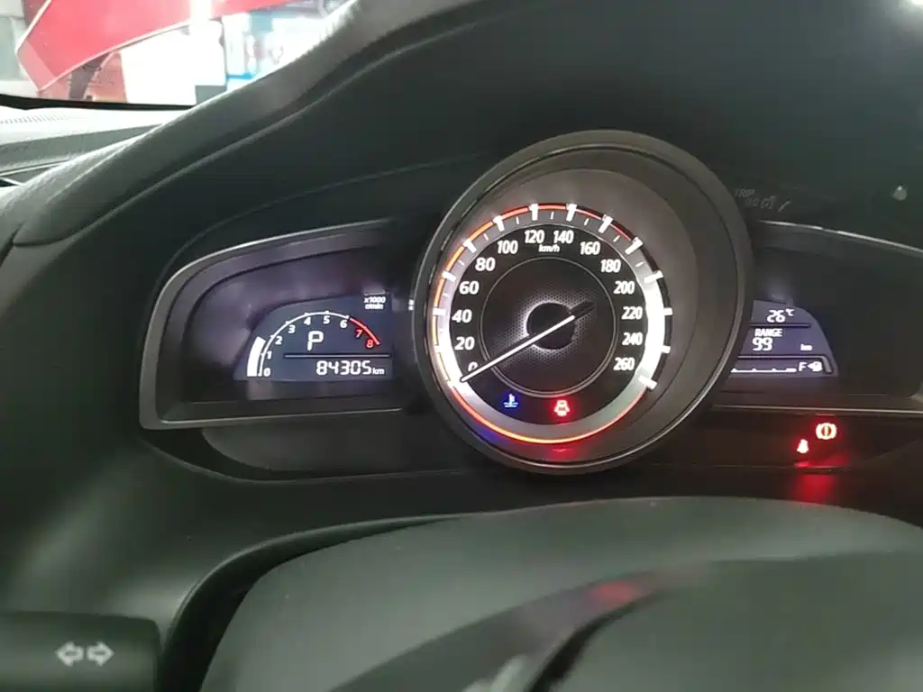 Mazda 3 Axela 2016 — фото 12