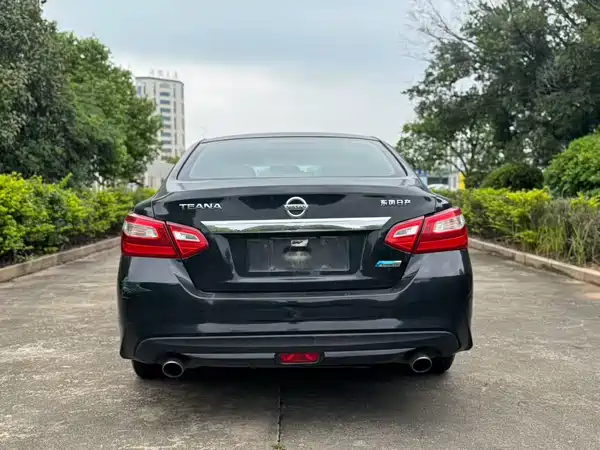 Nissan Teana 2018
