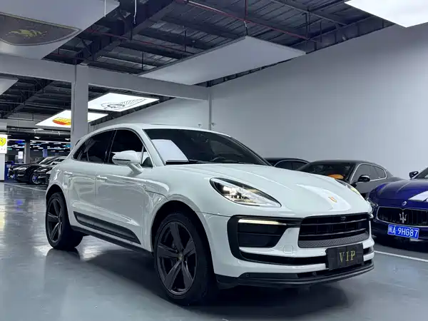 Porsche Macan 2022