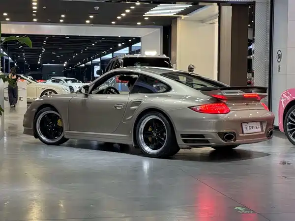 Porsche 911 2010
